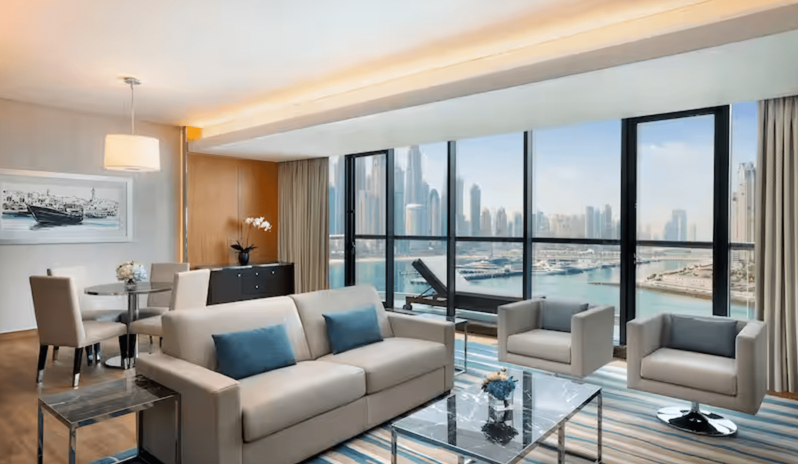 Executive One Bedroom Suite with Sea View